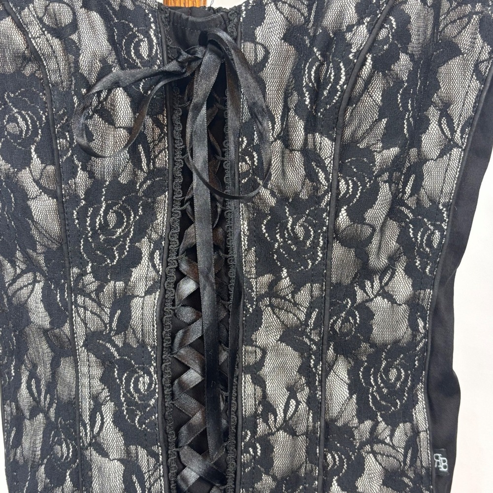 Royal Bones Black Lace Overlay Tank Top - Picture 3 of 10